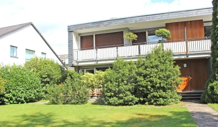 Ansicht - Wohnung mieten in Meerbusch - 3-Zi.-Erdgeschosswohnung mit großer Terrasse in gesuchter Lage in Meerbusch-Büderich!