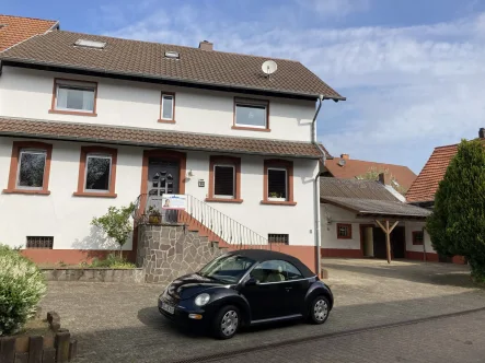 Ansicht - Haus kaufen in Relsberg - Charmantes ehem. Bauernhaus mit Garten und Scheune in Relsberg
