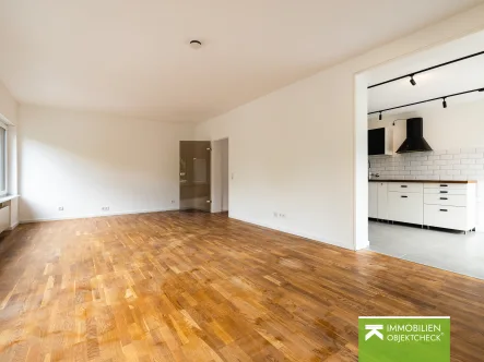 Wohnzimmer - Wohnung kaufen in Ratingen - Ruhe & Zentralität perfekt vereint - Modernisierte 4-Zimmer-Wohnung im Zentrum