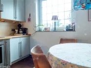 9537 -Küche Bl zum Fenster