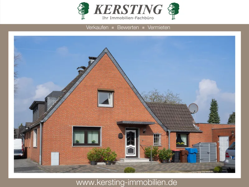 Krefeld Uerdingen - Haus kaufen in Krefeld / Uerdingen - Charmante Doppelhaushälfte mit riesigem Grundstück, Doppelgarage und gut nutzbarem Nebengebäude