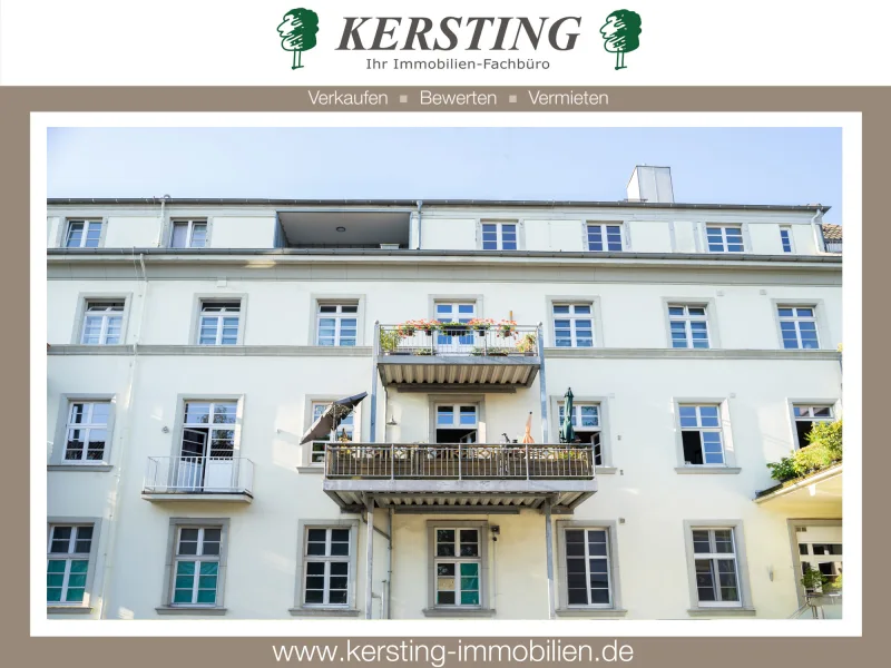 Krefeld - Uerdingen - Wohnung kaufen in Krefeld / Uerdingen - Altbau-Juwel in Rheinnähe! 150m² große 4 Zimmerwohnung mit geräumiger Terrasse und PKW-Stellplatz!