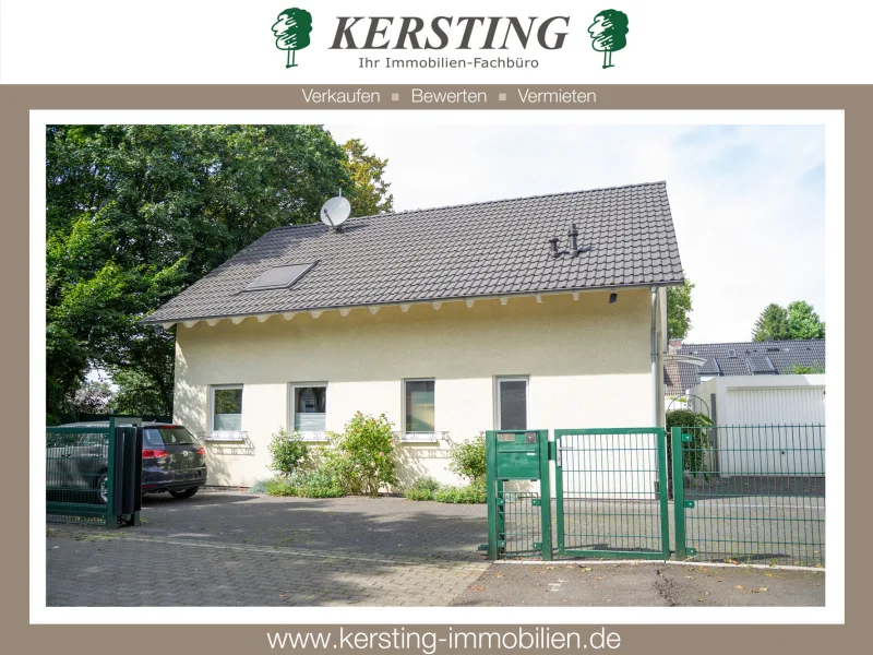 Krefeld-Fischeln - Haus kaufen in Krefeld / Fischeln - KR-Fischeln! Das perfekte, bezugsfertige Eigenheim - neuwertig - freistehend mit zwei Garagen!