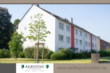 Krefeld-Uerdingen - Wohnung kaufen in Krefeld / Uerdingen - Uerdingen! Attraktive und helle 3-Zimmer-Wohnung mit Balkon in modernisiertem Mehrparteienhaus