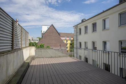 Krefeld City - Wohnung mieten in Krefeld - Krefeld City! Großzügige und lichtdurchflutete Wohnung mit großer Dachterrasse in zentraler Lage