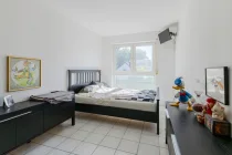 Gut geschnittenes Schlafzimmer