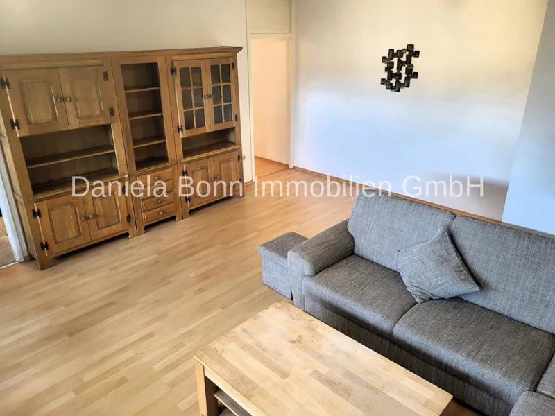 Wohnbereich - Wohnung kaufen in Köln / Weiden - Traumerfüllung! Ebenerdige 2 Zimmerwohnung mit Stellplatz und Terrasse in Köln-Weiden