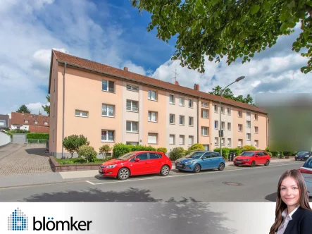 Titelbild - Haus kaufen in Bochum - Blömker! Kapitalanleger aufgepasst! Gepflegtes MFH mit 18 Wohneinheiten und 11 Garagen in Bochum!