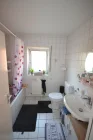 Wohnung OG links - Badezimmer