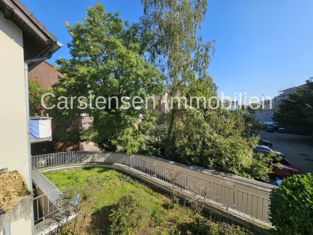 Ausblick Balkon Schlafzimmer - Wohnung kaufen in Mönchengladbach - SO WILL ICH WOHNEN: ... 2 BALKONE ... 2 ZIMMER ... 1 TG-STELLPLATZ