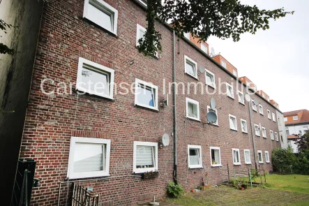 Rückansicht - Haus kaufen in Mönchengladbach - 4-PARTEIENHAUS FÜR KAPITALANLEGER ... VOLL VERMIETET