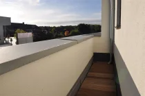 seitliche Dachterrasse