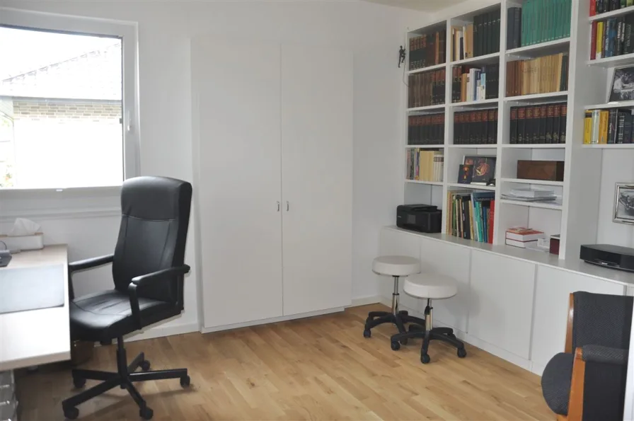 Arbeitszimmer 1 EG