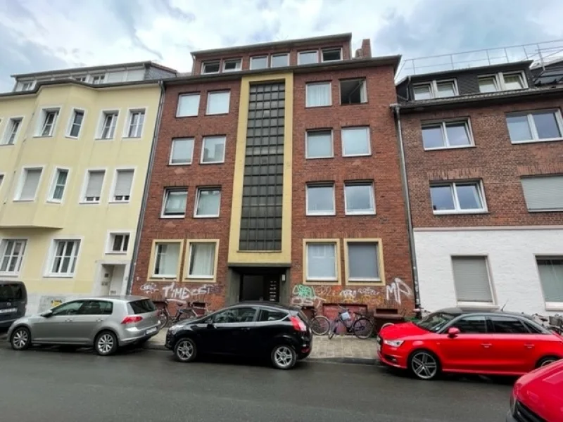 Strassenansicht - Haus kaufen in Münster - Investoren aufgepasst!  -  Münster-Innenstadt /  Solides Mehrfamilienhaus mit 10 Wohnungen