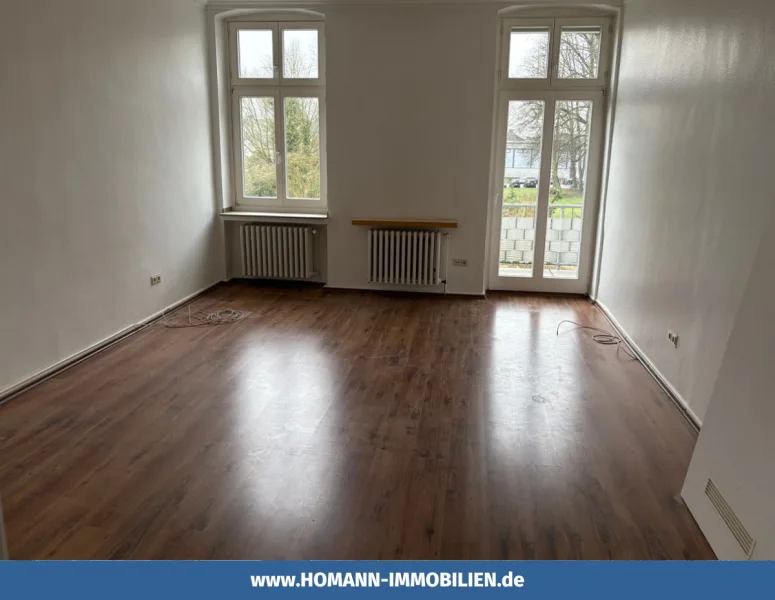 Titelbild - Wohnung mieten in Warendorf - Schicke Altbauwohnung in Bahnhofsnähe