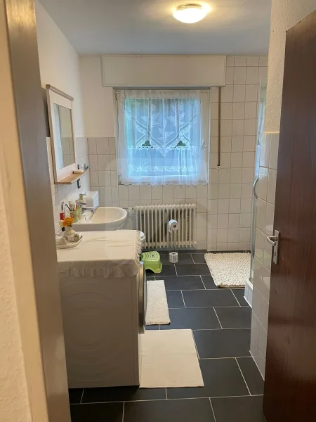 Badezimmer 1