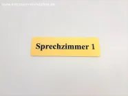  Sprechzimmer groß