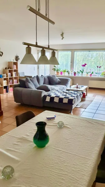 Großes Wohn- und Esszimmer - Wohnung mieten in Trier - 3ZKB - Wohnung mit Balkon, Gartenmitbenutzung Trier-Stadtteil - ideal für Luxpendler, frei sofort