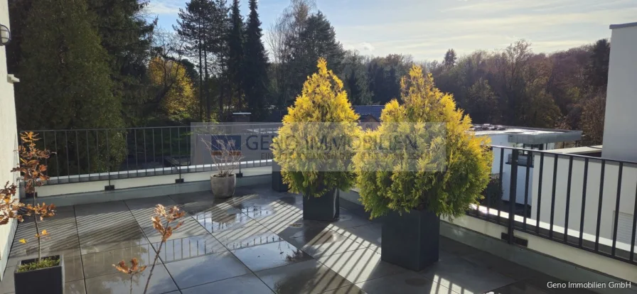 Blick vom Balkon - Wohnung mieten in Mülheim an der Ruhr - Wohnen am Rumbachtal