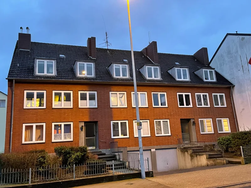 Aussensicht 1 - Wohnung mieten in Aachen - Nähe Tivoli - helle, WG-geeignete 3-Zimmer-Wohnung