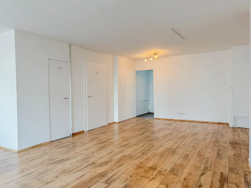 Behandlungszimmer/Bürofläche - Büro/Praxis mieten in Arnsberg - Modernes Ladenlokal direkt am Steinweg!