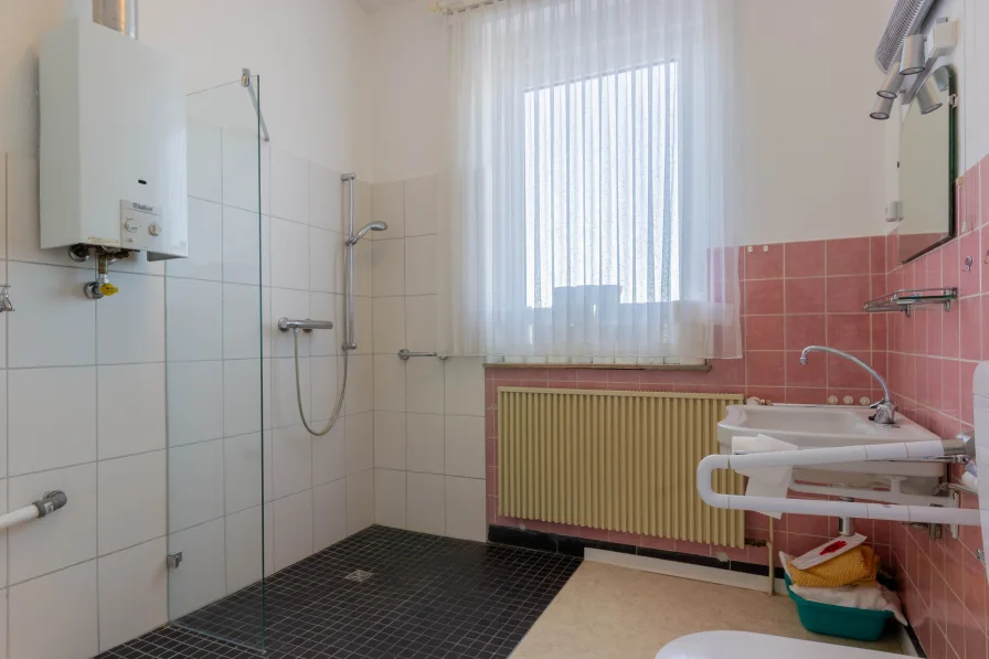 Badezimmer Erdgeschoss