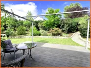 Terrasse mit Gartenblick