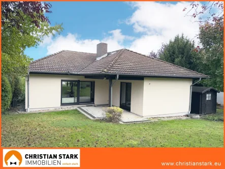 Titel - Haus kaufen in Hackenheim - Wohnidylle direkt an den Weinbergen: charmanter Bungalow mit 574 m² Grundstück!