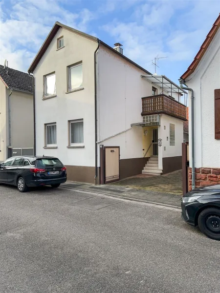 Tanis-Immobilien-O-Rülzheim-10 - Haus kaufen in Rülzheim - Reserviert "Willkommen in diesem charmanten Haus" mit Nebengebäude und Garten in ruhiger Lage!