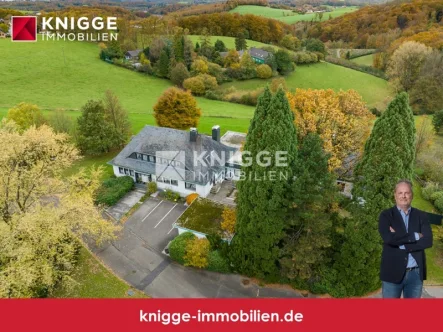 Titelbild  - Haus kaufen in Kürten - +++ 3028a -  Repräsentatives großzügiges Wohnen mit sagenhaftem Weitblick und großem Grundstück +++