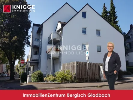 Titelbild MG - Wohnung mieten in Bergisch Gladbach - +++ 3094 - Zentral gelegene 2-Zimmer Stadtwohnung mit Balkon  in Bergisch Gladbach-Mitte +++