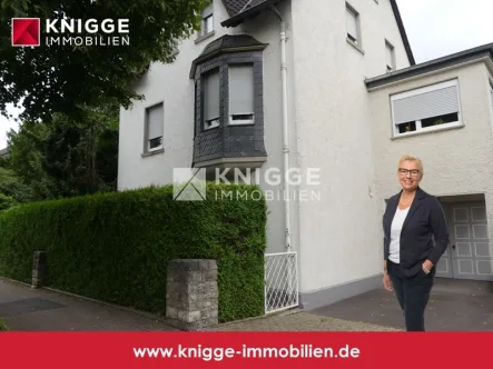 Titelbild MG - Wohnung mieten in Bergisch Gladbach-Gronau - +++ 3140 - Gemütliche 2-Zimmerwohnung mit Wintergarten in GL-Gronau +++