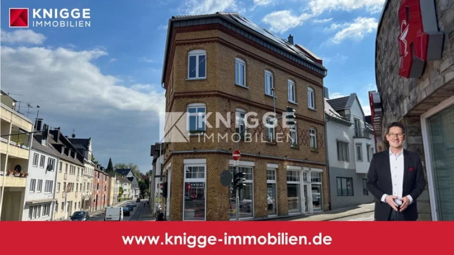 Titelbild - Wohnung mieten in Bergisch Gladbach - +++ 3149 Frisch sanierte Wohnung in zentraler City-Lage +++