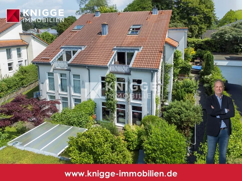 Titelbild  - Haus kaufen in Bergisch Gladbach - +++ 3174 - PREISREDUZIERUNG - Wohntraum in exklusiver zentraler Lage von BGL - Moitzfeld +++