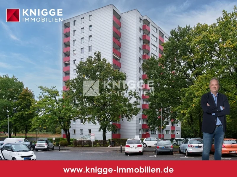 Titelbild  - Wohnung kaufen in Bergisch Gladbach - +++ 3167 - Vermietete 2-Zimmer-Wohnung mit Fernblick in zentraler Lage von BGL-Refrath +++