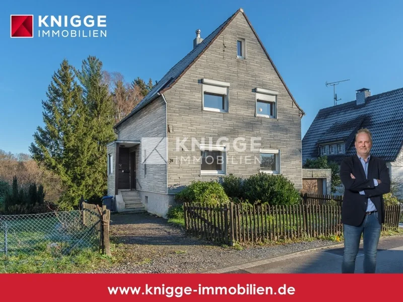 Titelbild  - Haus kaufen in Wermelskirchen - +++ 3195a - Freistehendes Haus mit 1.035 m² großem Grundstück in Wermelskirchen-Herrlinghausen +++