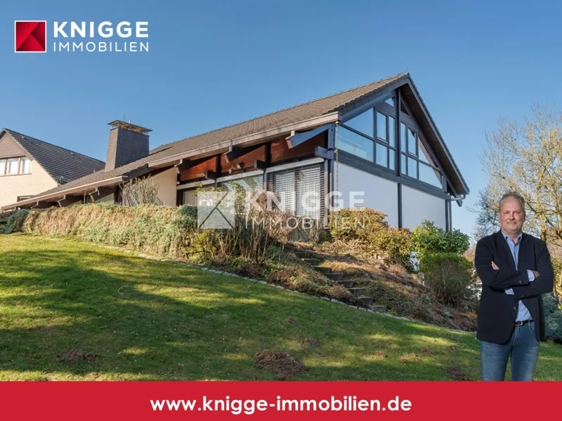 Titelbild  - Haus kaufen in Odenthal - +++ 3218 - Großes Einfamilienhaus mit Einliegerwohnung in beliebter Lage von Odenthal-Glöbusch! +++