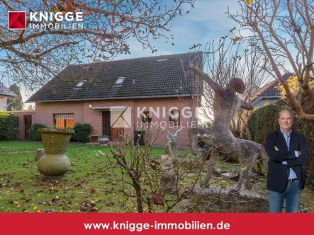 Titelbild  - Haus kaufen in Odenthal - +++ 3202b - Preisreduzierung - EFH in beliebter Lage von Odenthal-Glöbusch mit großem Grundstück +++