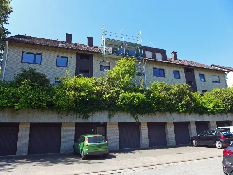 Hausansicht - Wohnung kaufen in Bielefeld - Wohnen im Bielefelder Musikerviertel