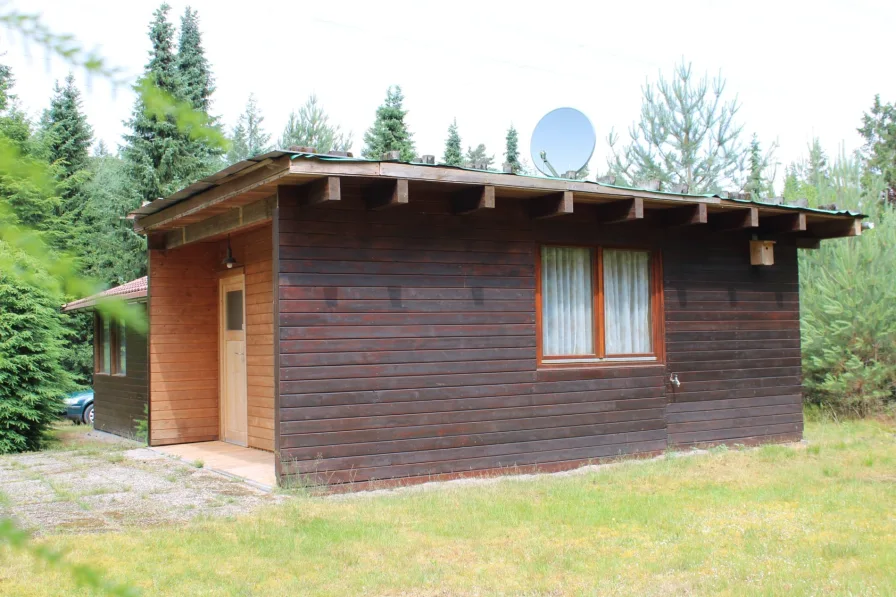 Außenansicht - Haus kaufen in Bielefeld - Idyllisches Wochenendhaus im Grünen