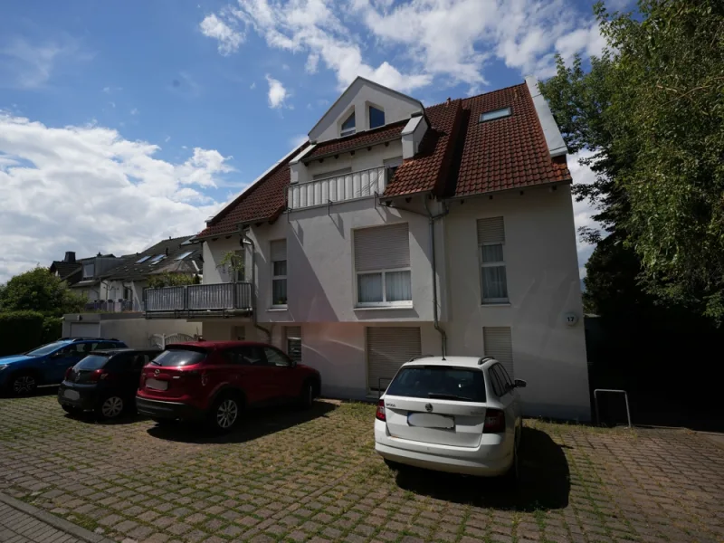 Haus mit Parkplätze