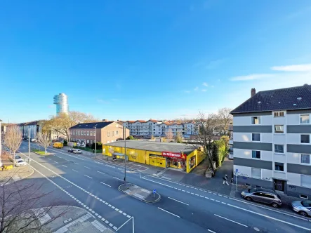 Blick von der Loggia - Wohnung kaufen in Bochum / Ehrenfeld - Kapitalanlage mit Potenzial in bester Lagevon Ehrenfeld
