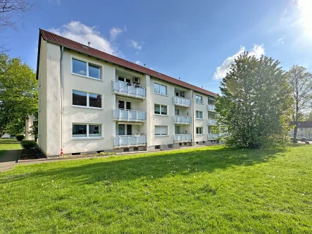 Vorderansicht - Wohnung kaufen in Bochum - Vielseitige Aussichten in ruhiger Lagein Eppendorf