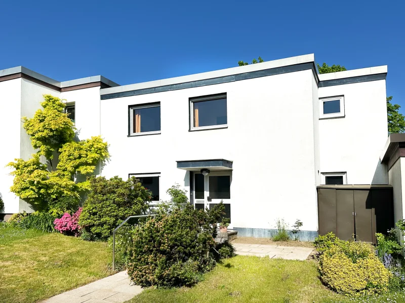 Ansicht - Haus kaufen in Bochum - Reihenmittelhaus in gefragter Lagevon Querenburg