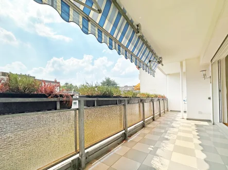 Balkon - Wohnung kaufen in Bochum - Glückliche Wohnmomente mit Aufzug am Dürertal in Weitmar