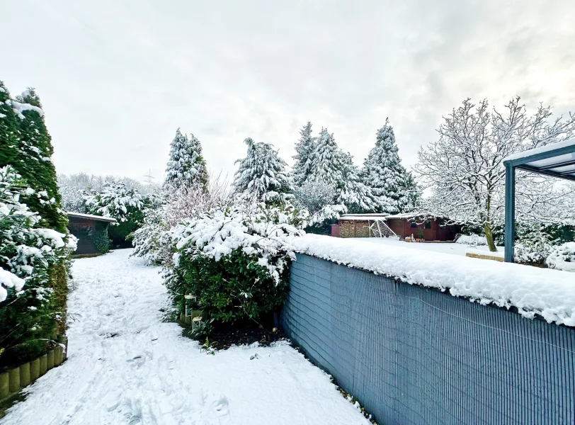 Garten - Haus kaufen in Bochum - Gartenglück trifft - Immobilie mit Potenzialin Weitmar (Nähe Schlosspark)