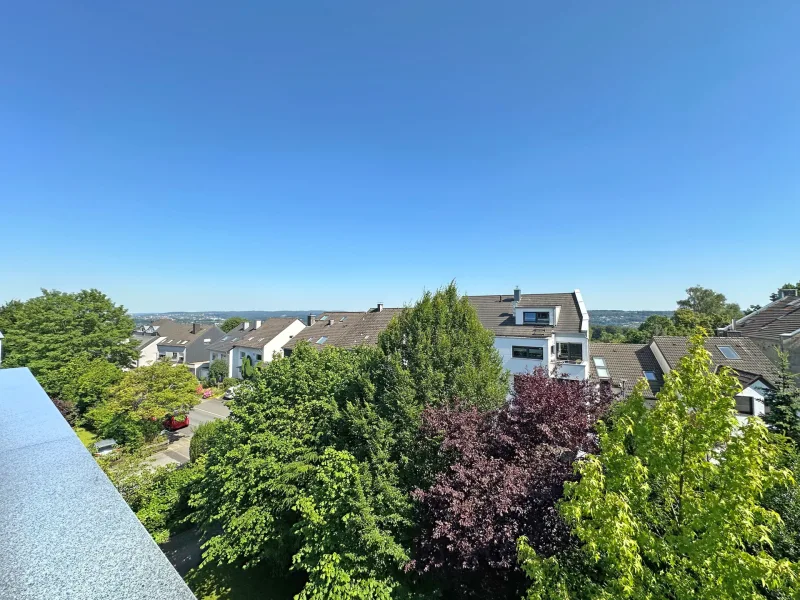 Ausblick Loggia - Wohnung kaufen in Bochum / Stiepel - Herrliche Aussichten: Sonnige Wohnungin Stiepel