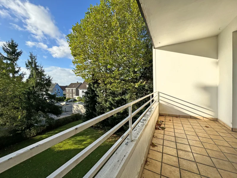 Balkon - Wohnung kaufen in Bochum - Blick ins Grünein Höntrop