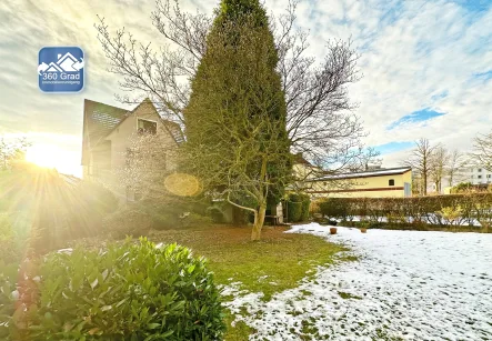 Titelbild - Haus kaufen in Bochum - Familienglück mit großem Gartenin Linden / Dahlhausen