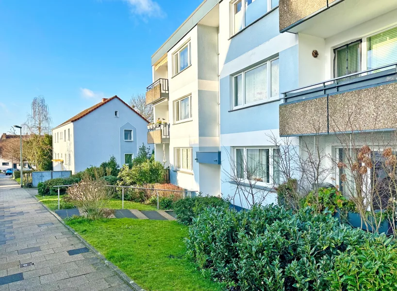 Balkon (rechts) der vermieteten Wohnung